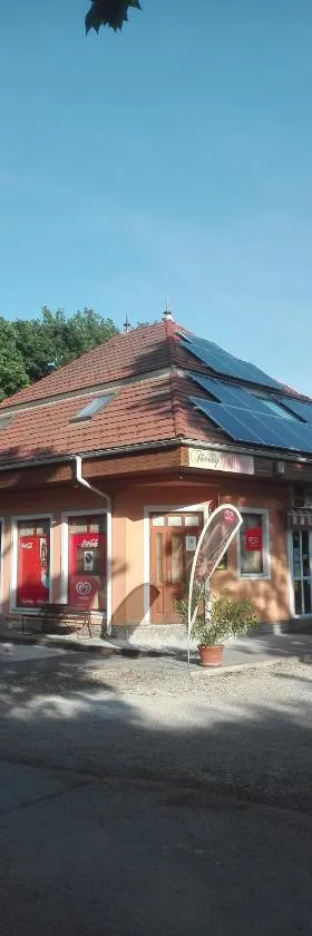 Föveny Apartman，位于鲍洛托努德沃里的酒店