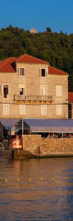 Hotel Glavovic，位于洛帕德的酒店