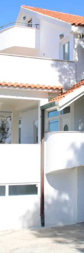 Apartman Toni，位于德朗西斯的酒店