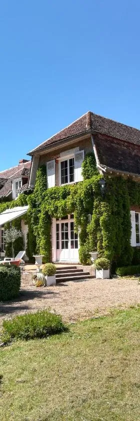 Maison Angulus Ridet，位于Montcresson的酒店