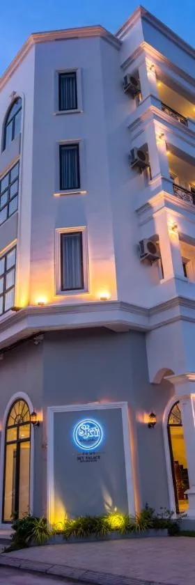 Sky Palace Boutique Hotel，位于马德望的酒店