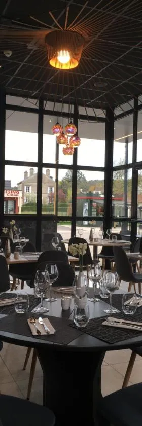 Les Tonnelles，位于塞纳河畔巴尔的酒店
