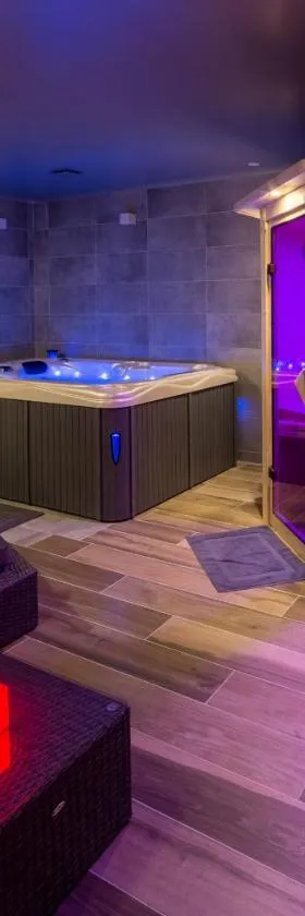 Autrement Spa，位于Avelin的酒店