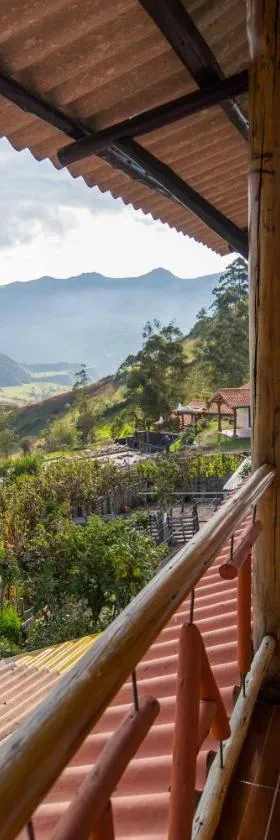 Hostal Taita Cristobal，位于Isinliví的酒店