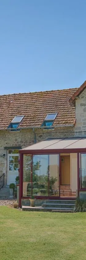 弗勒里花园酒店，位于Vauxaillon的酒店