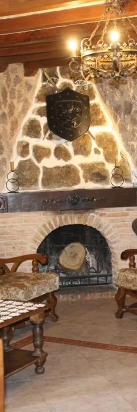 Casa Rural El Palatino，位于米兰达德尔卡斯塔尼亚尔的酒店