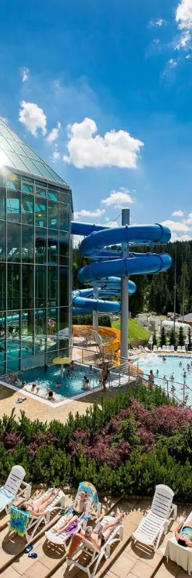 Hotel BUKOVINA，位于布科维纳-塔钱斯卡的酒店