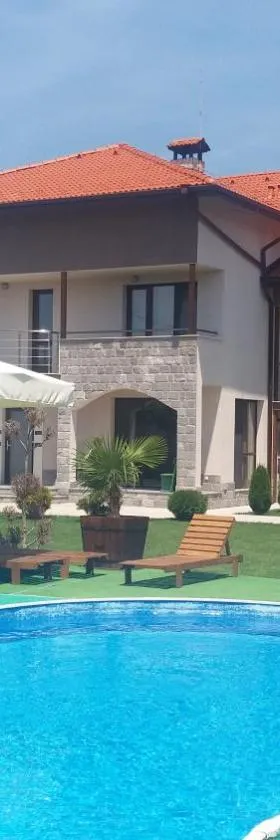 Sveti Nikola Villas near Borovets，位于Shiroki Dol的酒店