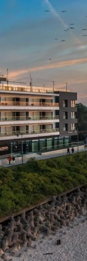 Baltivia Sea Resort，位于梅尔诺的酒店