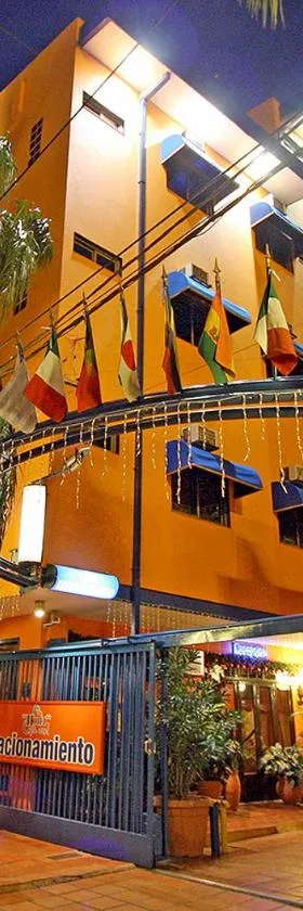 Costa Azul Hotel，位于波萨达斯的酒店