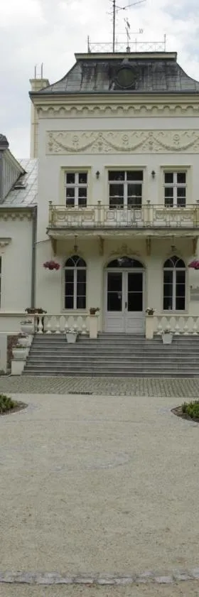 Pałac w Nosowie，位于Nosowo的酒店