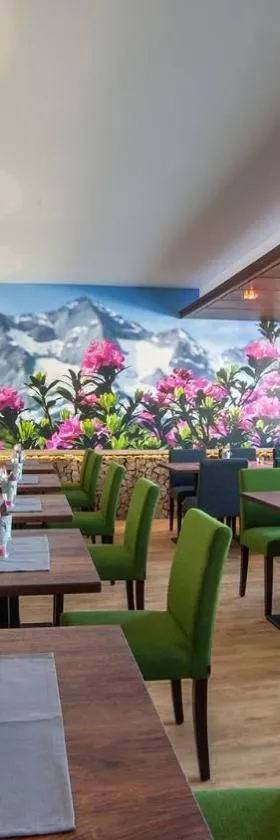 Boutique Hotel Olympia，位于蒂罗尔-泽费尔德的酒店