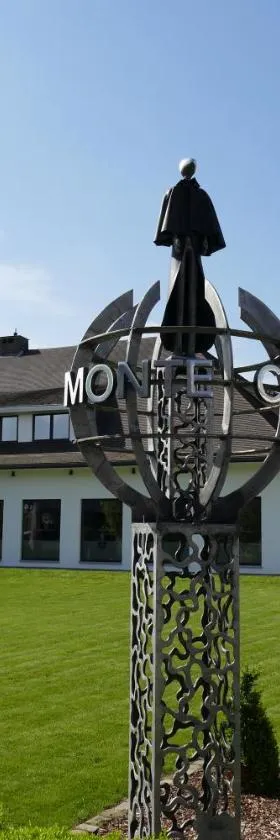Hotel Monte Cristo，位于Hoeselt的酒店