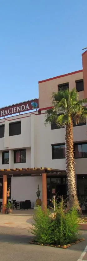 Hôtel L'Hacienda，位于马蒂格的酒店