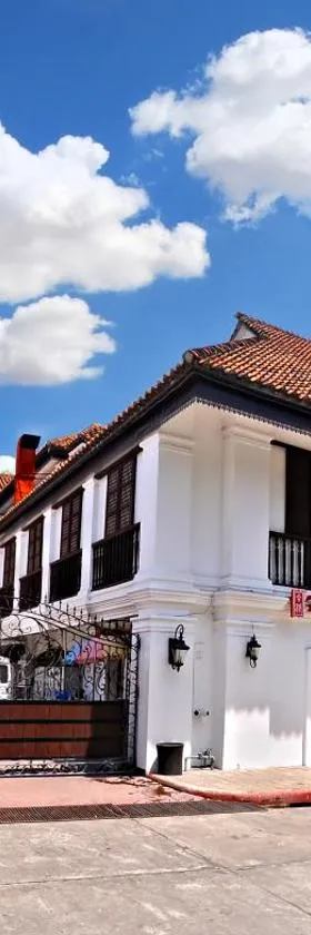 Vigan Plaza Hotel，位于美岸的酒店