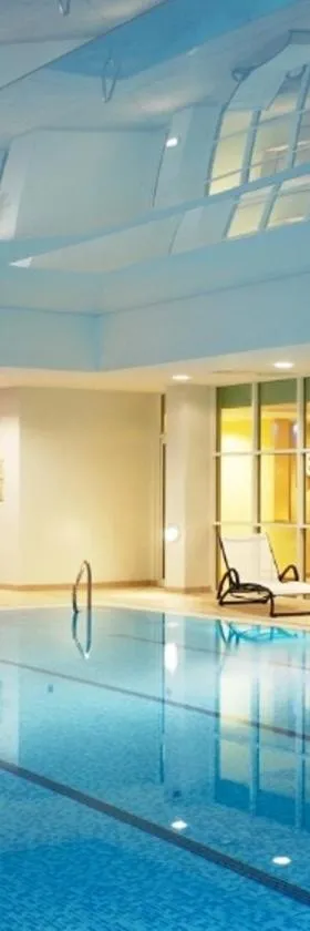 Regency Park Hotel, Health Club & Spa，位于纽伯里的酒店