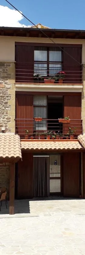 Hospedería Prepirineo，位于Undués-Pintano的酒店
