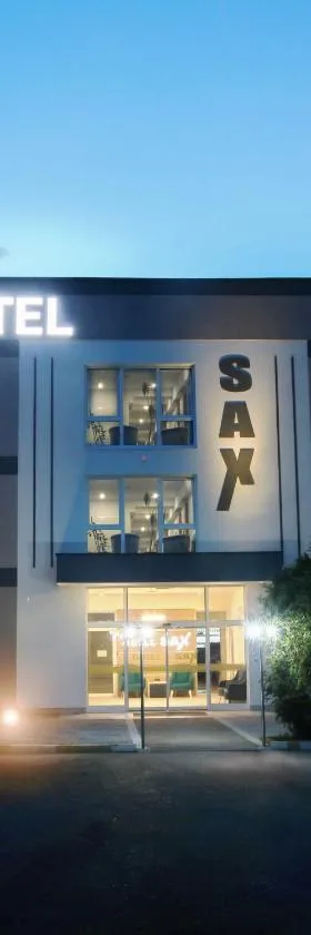 Hotel SAX Gračanica，位于Gračanica的酒店
