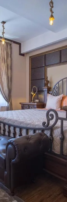 Robevski luxury rooms，位于比托拉的酒店