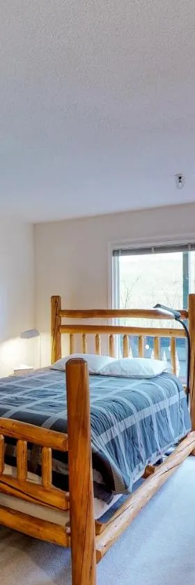 Aleyska East Condo 210，位于哥德伍德的酒店