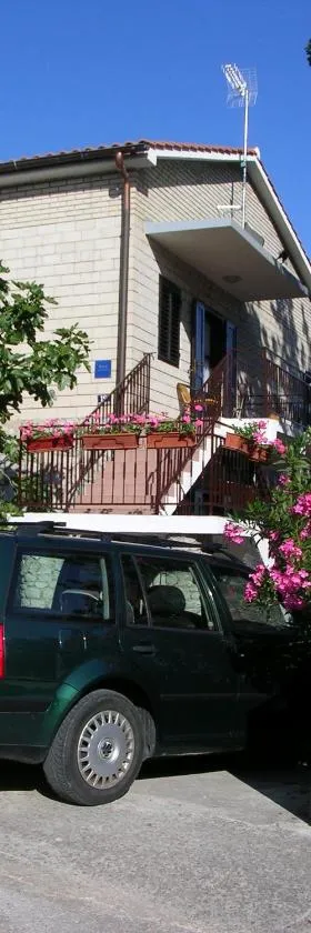 Apartment Perkovic Jadranka，位于科尔尼奇的酒店