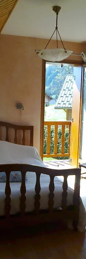 Chambre d'hôtes - La Maurillonnette，位于Saint-Pancrace的酒店