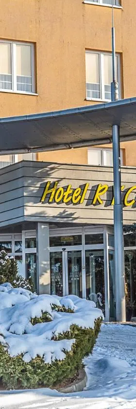 Hotel Rychło，位于博加蒂尼亚的酒店