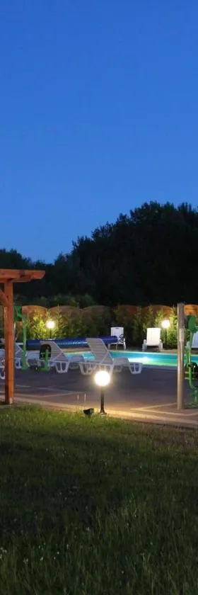 Verano，位于Osieki的酒店