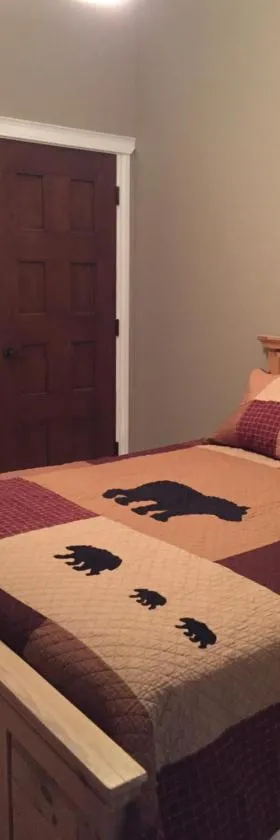 Cozy Bear Lodge，位于加登城的酒店