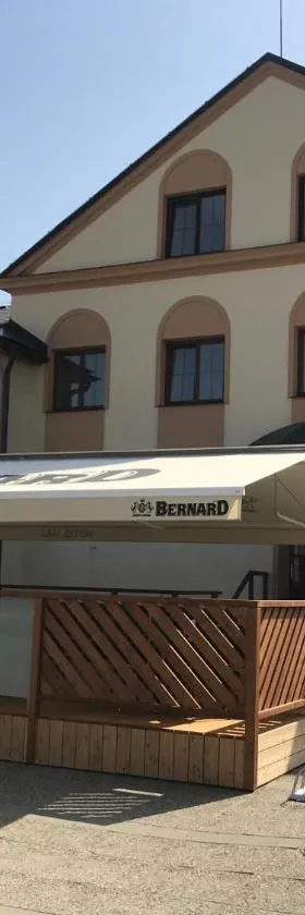 Hotel pod Hůrkou，位于Háj ve Slezsku的酒店