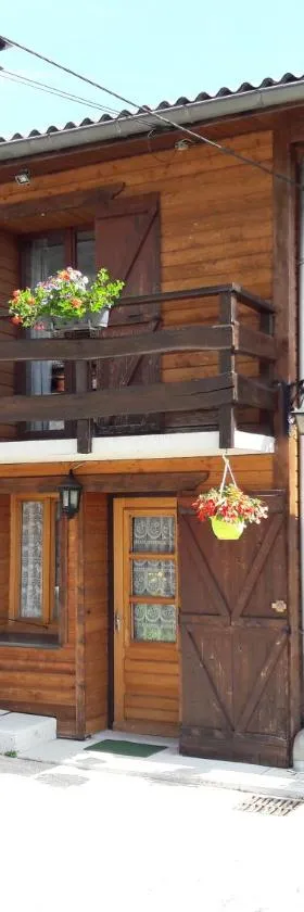 Au chalet d'Anna，位于Saint-Rambert-en-Bugey的酒店