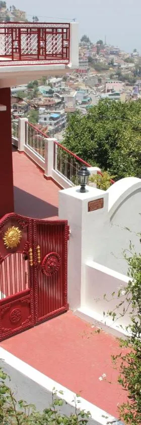 Chandruma Cottage，位于Pauri的酒店