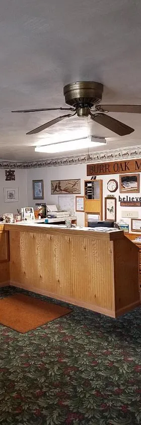 Burr Oak Motel，位于Algona的酒店