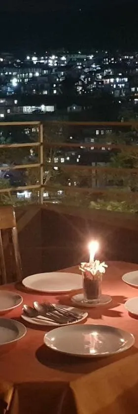 Woodland Hill Stay，位于西隆的酒店