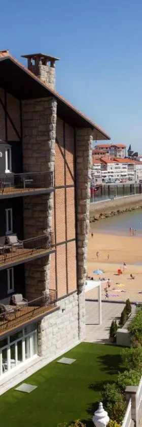 Hotel Silken Palacio Uribarren，位于雷凯蒂奥的酒店