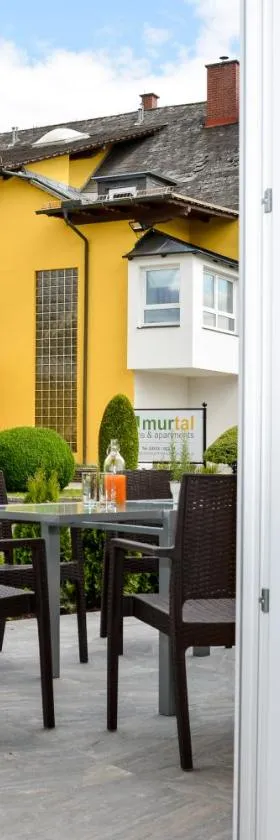 KM Hotel Murtal，位于克尼特尔费尔德的酒店