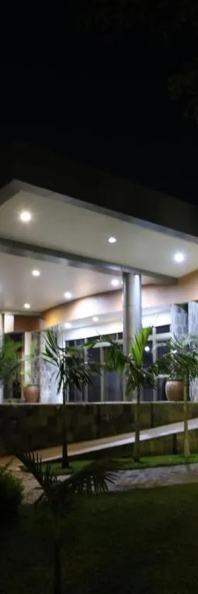 Twangale Resort & Spa，位于卢萨卡的酒店
