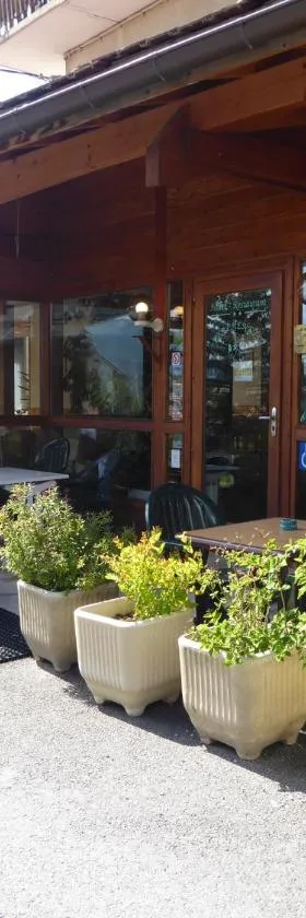 莱斯柴纳茨酒店，位于Saint-Julien-en-Champsaur的酒店