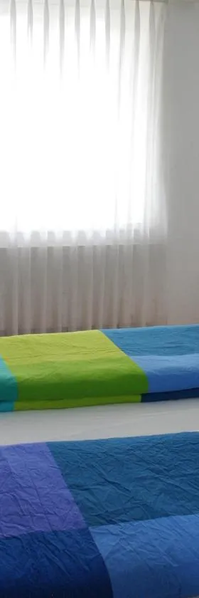 August Restaurant Hotel，位于沃尔胡森的酒店