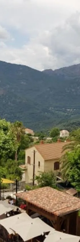 Chez Dume，位于Santa-Lucia-di-Tallano的酒店