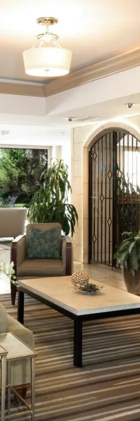 Ayres Hotel & Spa Mission Viejo - Lake Forest，位于米申维耶霍的酒店