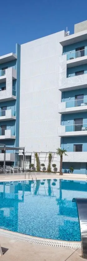 Blue Lagoon City Hotel，位于科斯镇的酒店