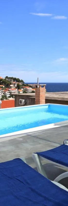 Villa Korculaholidays，位于扎瓦拉提卡的酒店
