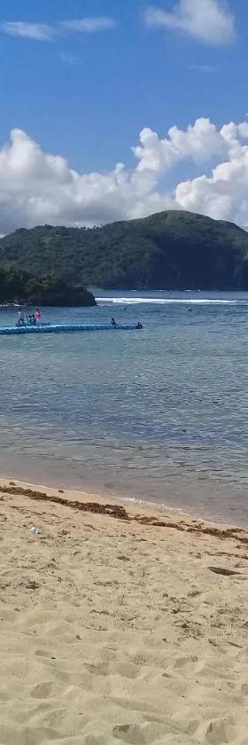 JoSurfInn, Puraran Beach，位于Baras的酒店