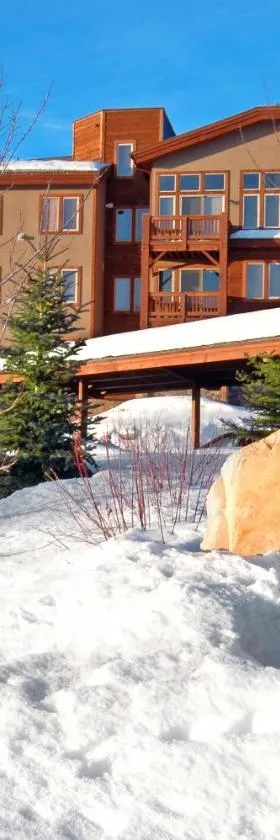 Crestview Condominiums by All Seasons Resort Lodging，位于帕克城的酒店
