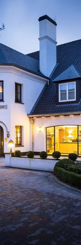 Hotel Restaurant Weinebrugge，位于布鲁日的酒店