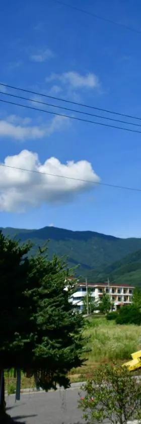 奴谷潭旅馆，位于求礼郡的酒店