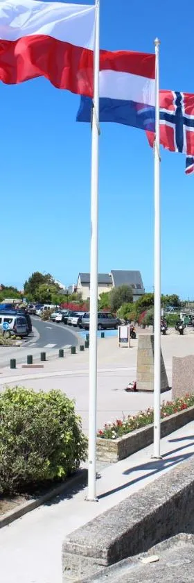 Saint Aubin Logis Hôtel & Restaurant，位于滨海圣奥班的酒店