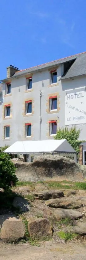 Hotel Restaurant Le Phare，位于佩罗斯-吉雷克的酒店