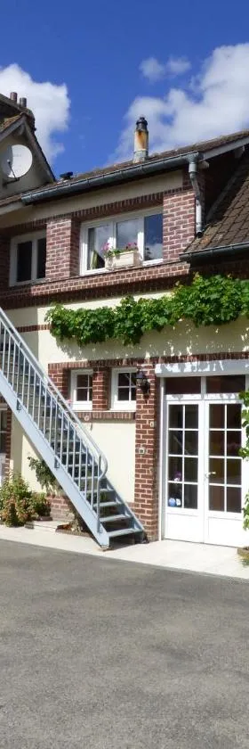 La Fontainoise，位于Fontaine-sur-Somme的酒店